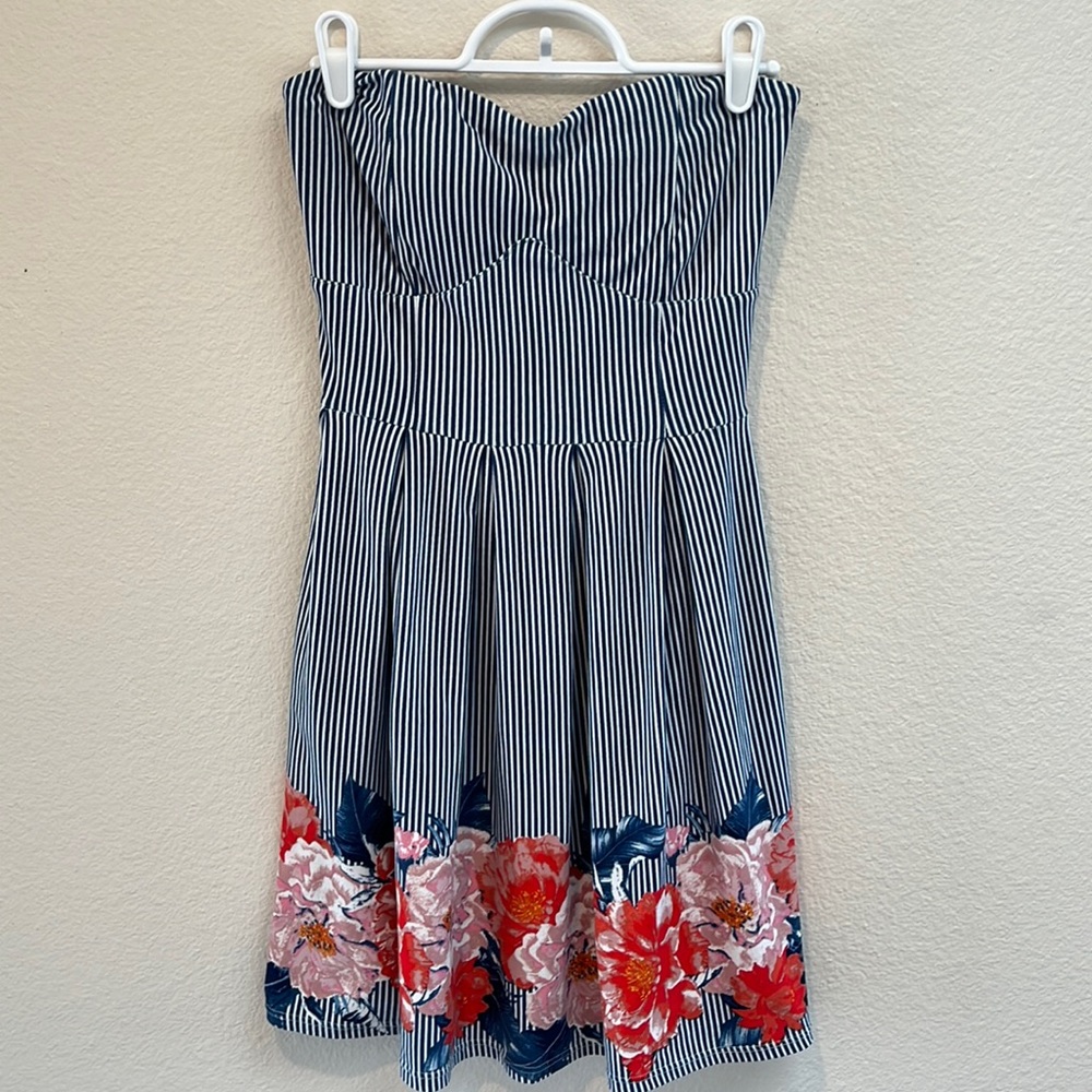 No Boundaries Floral, Blue Stripe, Strapless, Summer Mini Dress, Size Small